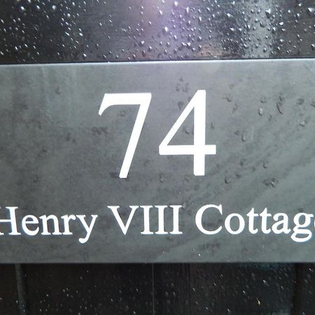 Henry VIII Cottage In The Heart Of Henley Luaran gambar